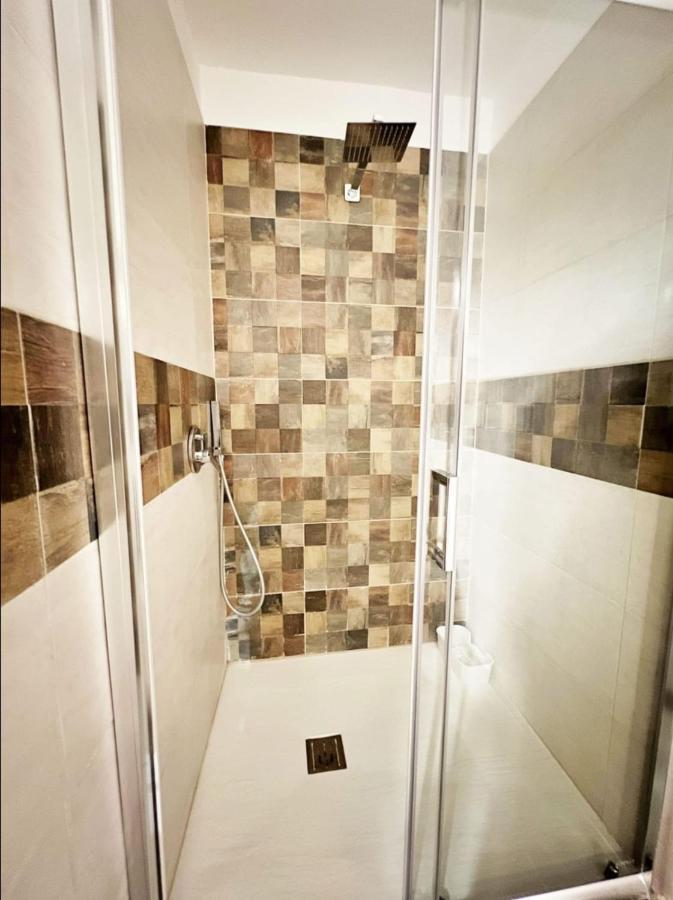 Napuletanata Apartment Napoli Bagian luar foto