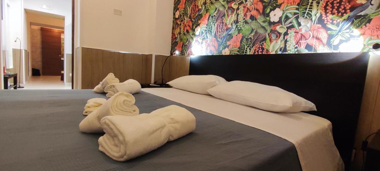 Napuletanata Apartment Napoli Bagian luar foto