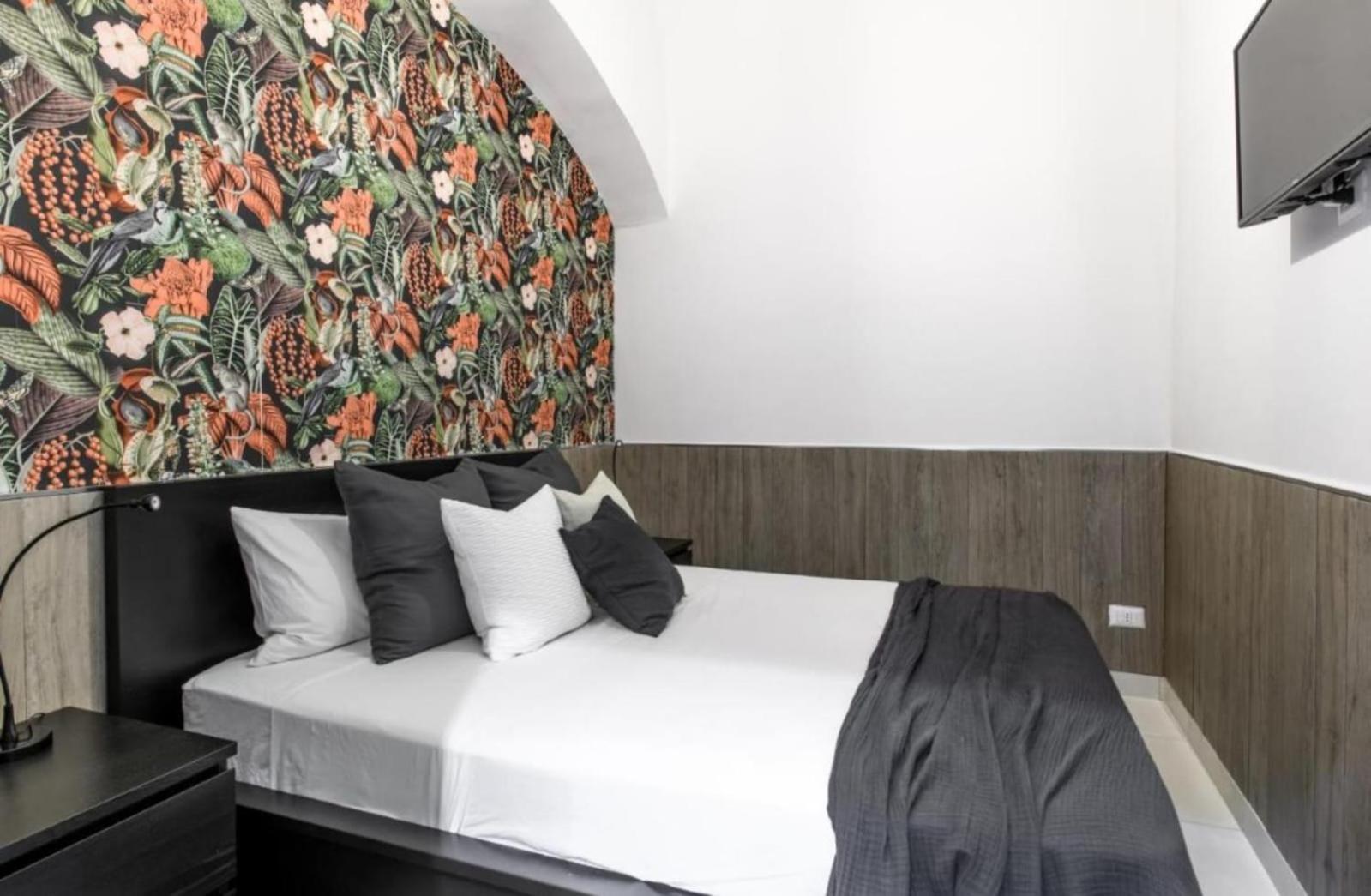 Napuletanata Apartment Napoli Bagian luar foto