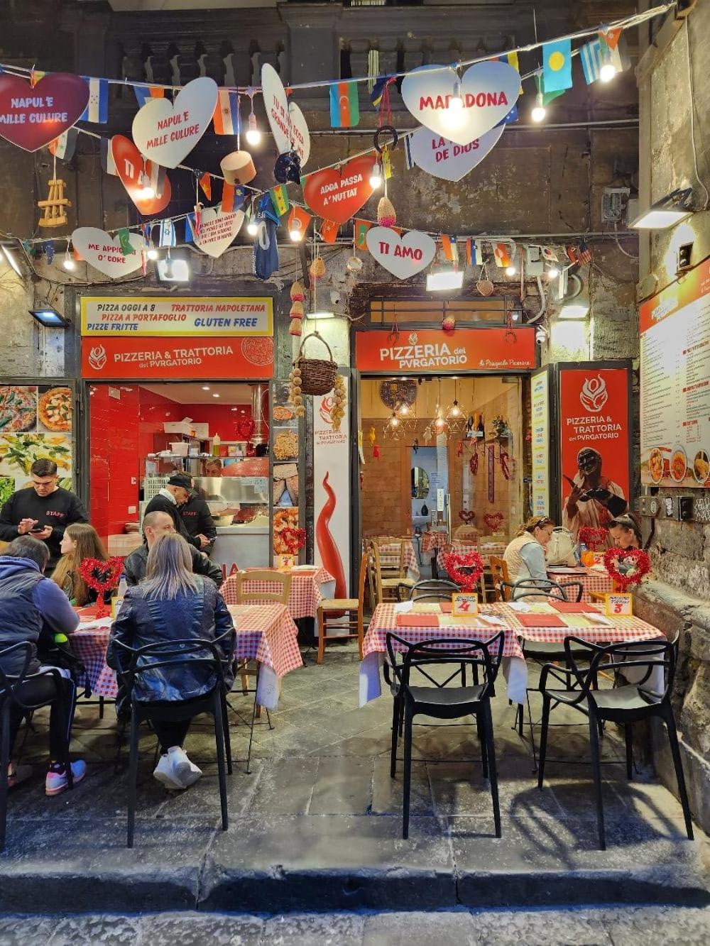 Napuletanata Apartment Napoli Bagian luar foto